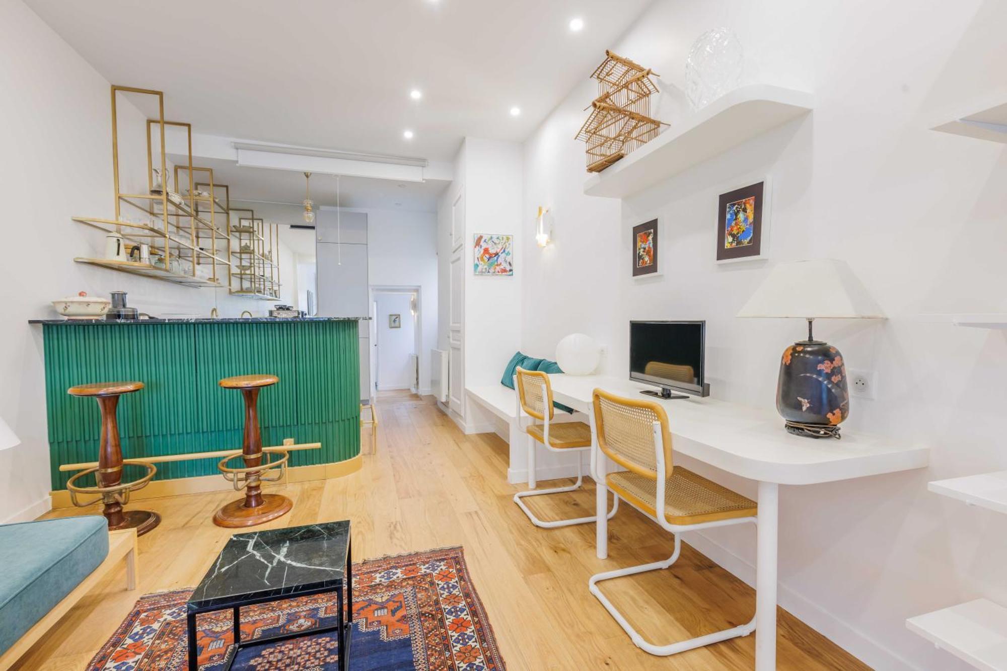 A Montparnasse - 2p-1br * Paris