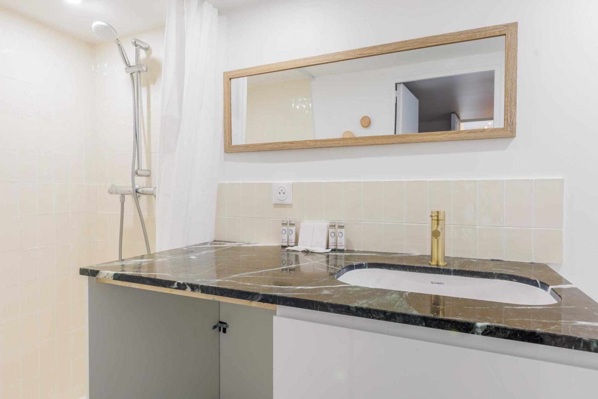 A Montparnasse - 2p-1br Appartement
